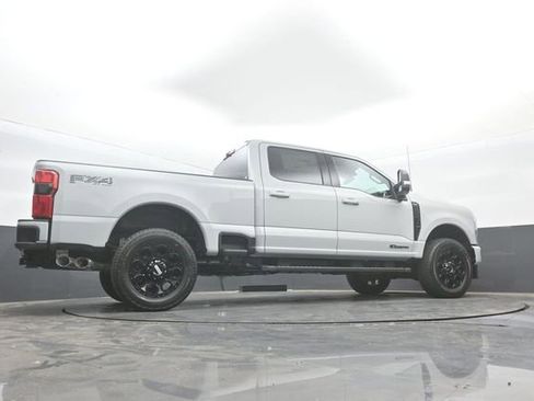 New 2026 Ford F250 Lariat w/ Black Appearance Package AWD/4WD image 39