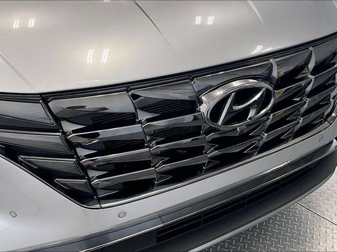 Used 2024 Hyundai Tucson Limited AWD/4WD image 29