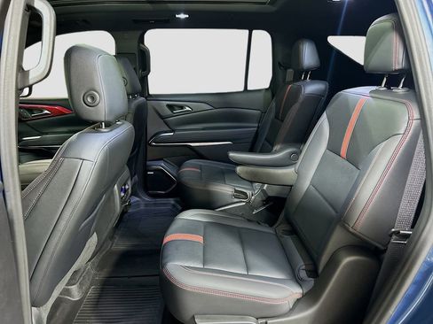 Used 2024 Chevrolet Traverse RS w/ LPO, Floor Liner Package FWD image 23