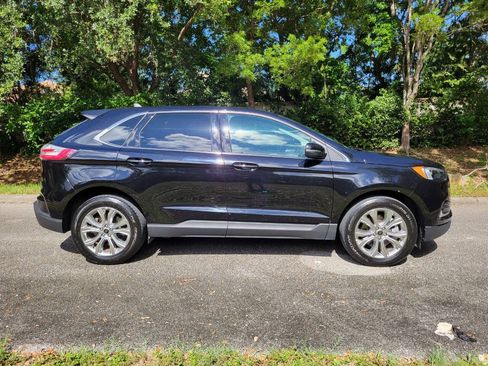 Used 2024 Ford Edge Titanium AWD/4WD image 8
