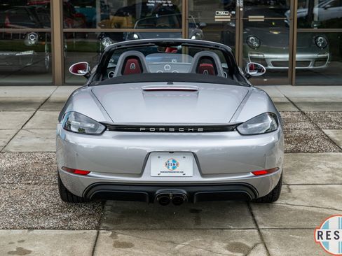 Used 2019 Porsche 718 Boxster GTS RWD image 5