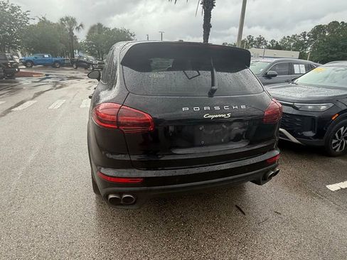 Used 2017 Porsche Cayenne S Platinum AWD/4WD image 14