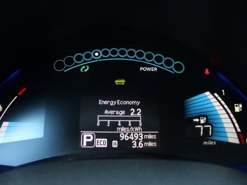 Used 2015 Nissan Leaf S w/ Charge Package FWD image 7