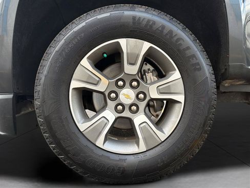 Used 2016 Chevrolet Colorado Z71 AWD/4WD image 28