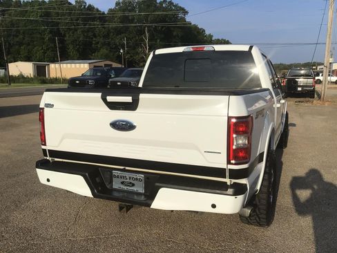 Used 2018 Ford F150 XLT w/ Equipment Group 302A Luxury AWD/4WD image 11