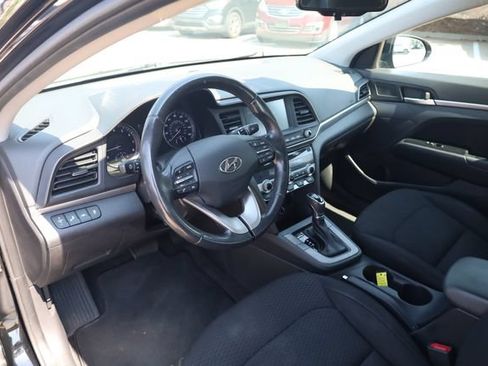 Used 2019 Hyundai Elantra Value Edition w/ Cargo Package FWD image 9