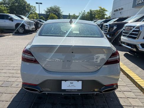 Used 2024 Genesis G70 2.5T image 6