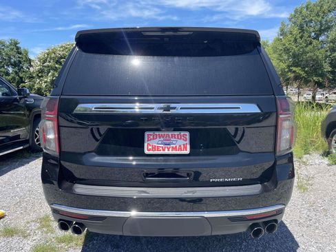 Used 2023 Chevrolet Tahoe Premier w/ Premium Package 2 RWD image 9