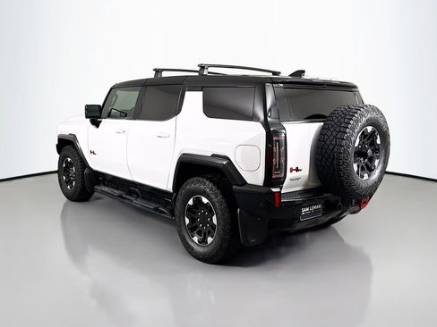 Used 2024 GMC Hummer EV 2X w/ Extreme Off-Road Package image 5