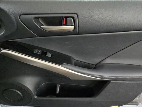 Certified 2020 Lexus IS 300 image 25