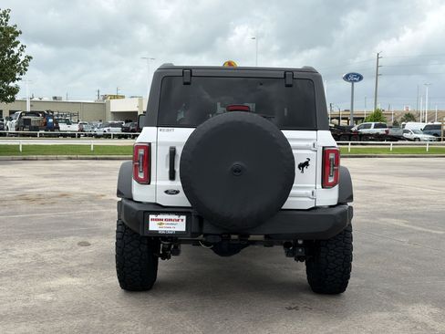 Used 2023 Ford Bronco Wildtrak AWD/4WD image 9