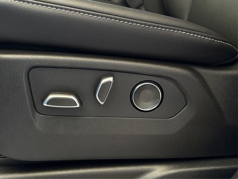 New 2026 Cadillac Escalade 4WD image 32