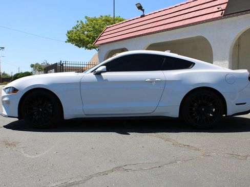 Used 2022 Ford Mustang Premium RWD image 38