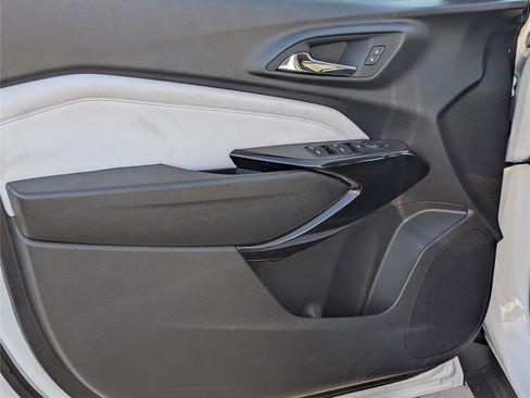 New 2026 Chevrolet Trax LT w/ Driver Confidence Package image 24