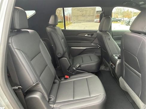 New 2026 Chevrolet Traverse LT w/ Driver Confidence Package image 15