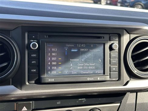 Certified 2019 Toyota Tacoma SR5 image 3