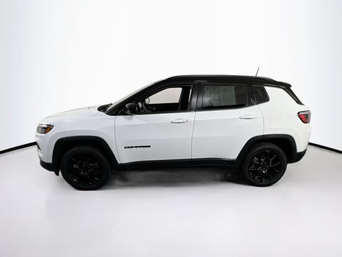 Used 2023 Jeep Compass Latitude w/ Convenience Group AWD/4WD image 8