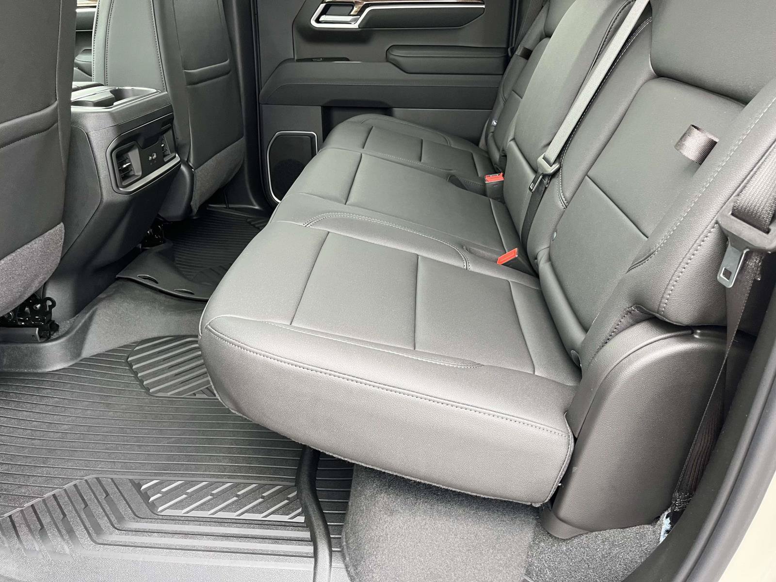 New 2026 Chevrolet Silverado 1500 RST w/ RST All Star Premium Package AWD/4WD image 18