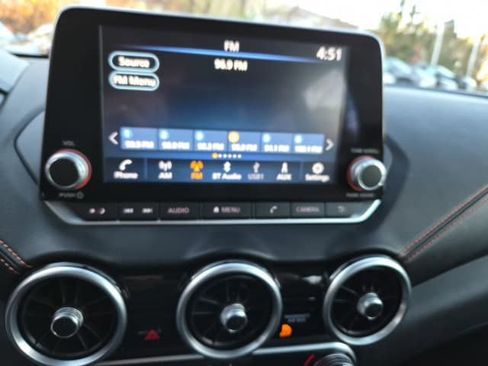 Used 2022 Nissan Sentra SR w/ SR Premium Package image 20