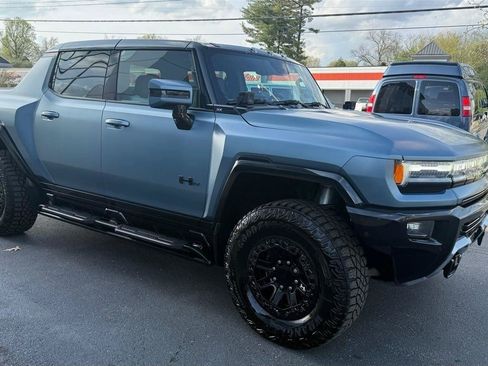 Used 2024 GMC Hummer EV 3X w/ Omega Edition AWD/4WD image 10