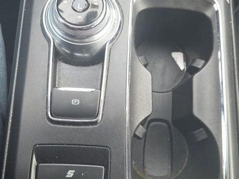 Used 2020 Ford Fusion SE FWD image 30