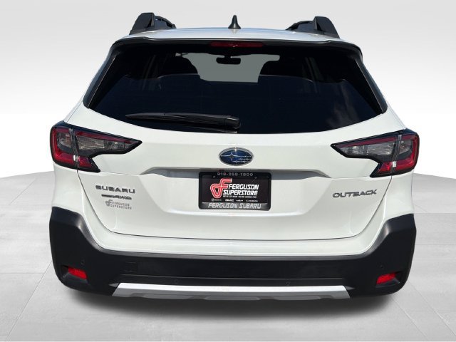 Used 2025 Subaru Outback Limited AWD/4WD image 6