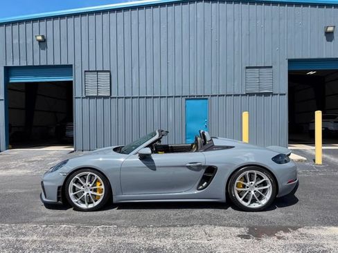 Used 2023 Porsche 718 Boxster Spyder RWD image 84