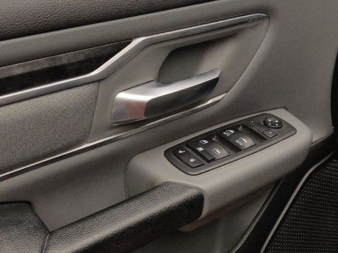 Used 2019 RAM 1500 Big Horn AWD/4WD image 27