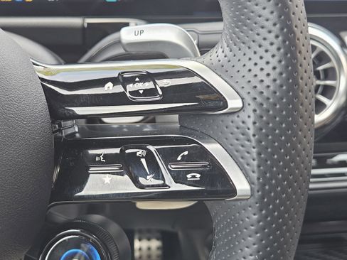 Used 2024 Mercedes-Benz GLA 35 AMG 4MATIC image 29