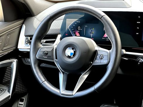 Certified 2025 BMW X2 xDrive28i AWD/4WD image 29