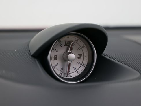 Used 2015 Mercedes-Benz SLK 250 image 15