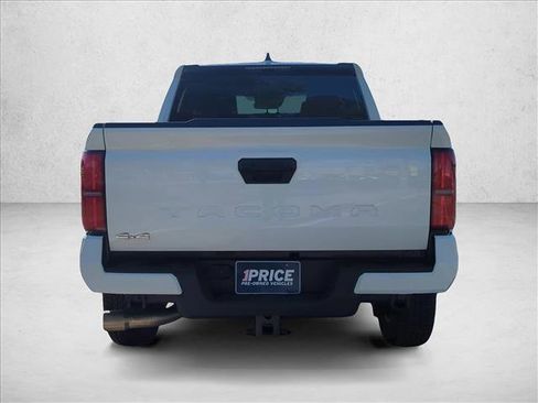 Used 2024 Toyota Tacoma SR5 AWD/4WD image 6