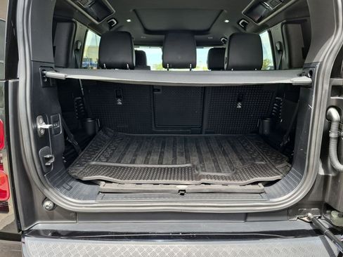 Certified 2024 Land Rover Defender 110 X-Dynamic SE AWD/4WD image 24