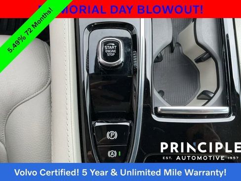 Certified 2024 Volvo S60 T8 Plus AWD/4WD image 20