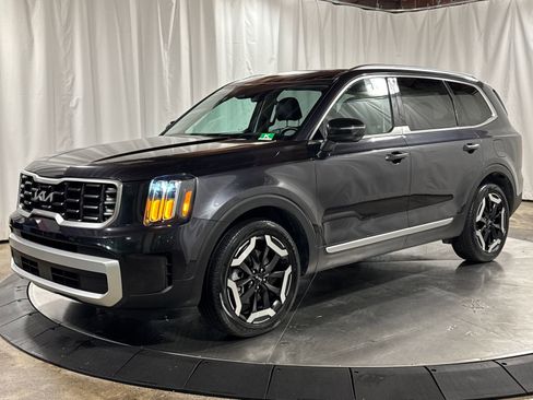 Used 2025 Kia Telluride S AWD/4WD image 1
