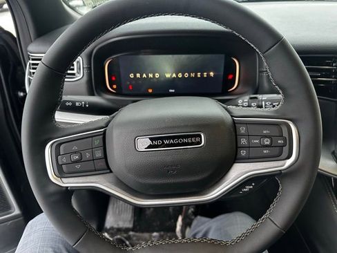 New 2026 Jeep Grand Wagoneer Limited w/ 8-Passenger Seating Package image 22