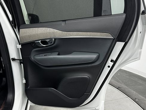 Used 2022 Volvo XC90 T6 Inscription w/ Advanced Package image 34