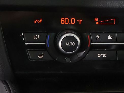 Used 2014 BMW 528i xDrive Sedan AWD/4WD image 48