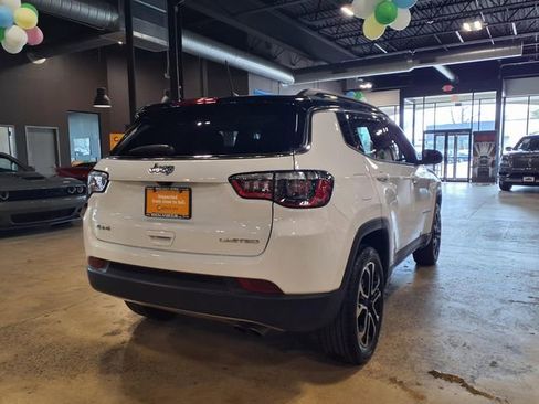 Used 2022 Jeep Compass Limited image 8