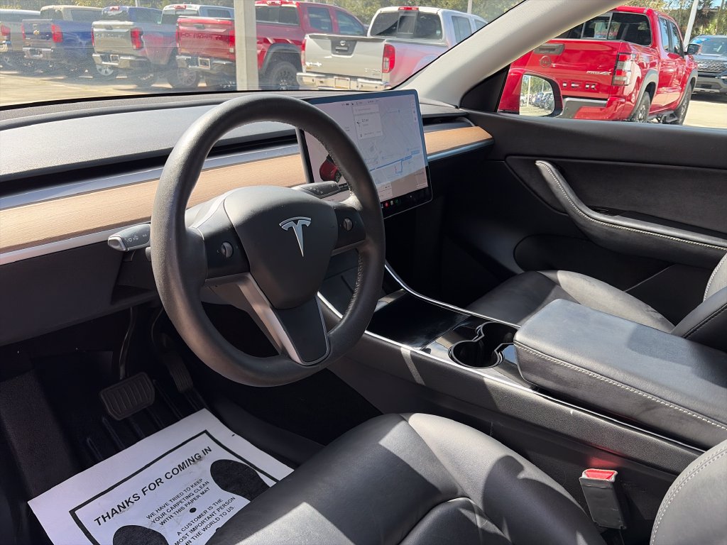 Used 2021 Tesla Model Y Long Range AWD/4WD image 6