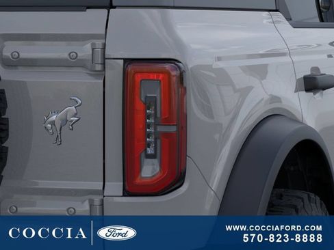 New 2026 Ford Bronco Badlands AWD/4WD image 23