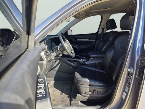 Used 2024 Kia Telluride S w/ S Sunroof Package FWD image 14