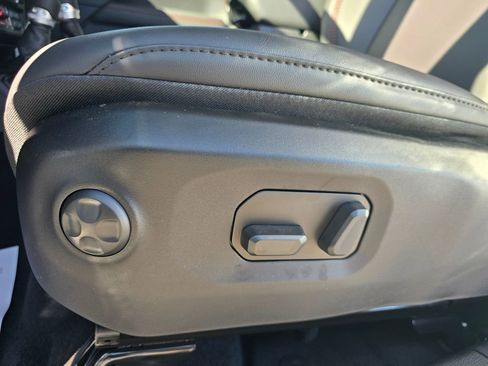 New 2026 Jeep Wrangler Unlimited Rubicon image 22