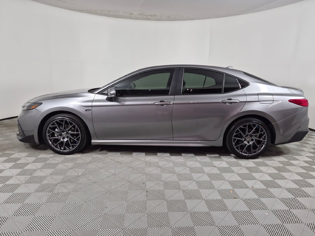 Used 2025 Toyota Camry SE w/ Convenience Package FWD image 6
