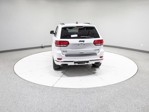 Used 2019 Jeep Grand Cherokee Limited X image 34