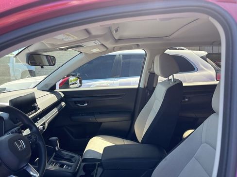 Used 2024 Honda CR-V EX image 7