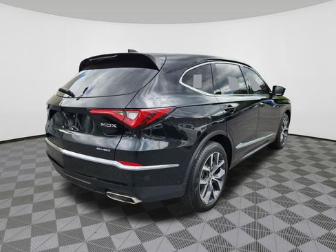 Used 2024 Acura MDX SH-AWD w/ Technology Package image 4