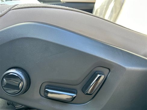 New 2026 Volvo XC60 B5 Plus w/ Protection Package Premier image 11