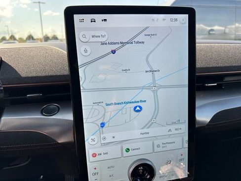 Used 2022 Ford Mustang Mach-E GT image 28