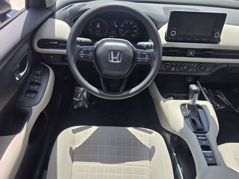 Certified 2025 Honda HR-V LX image 11